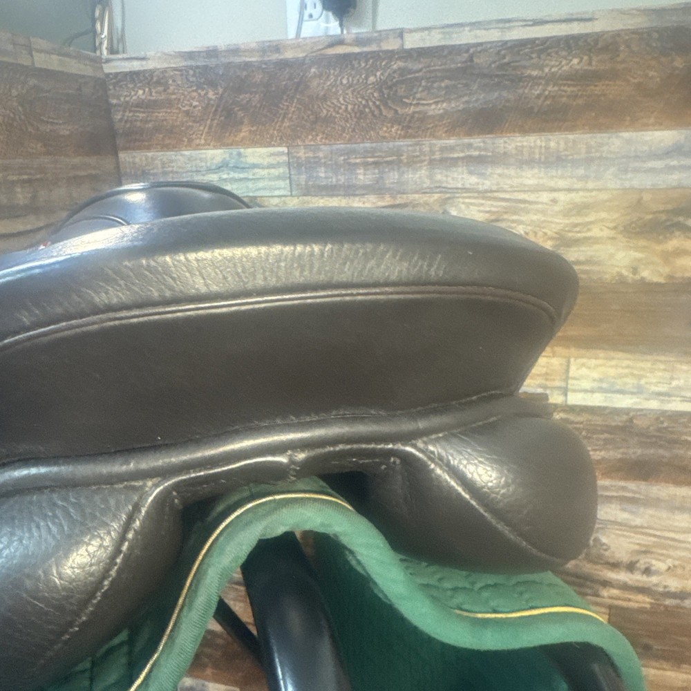 17" Albion K2 Jump Saddle