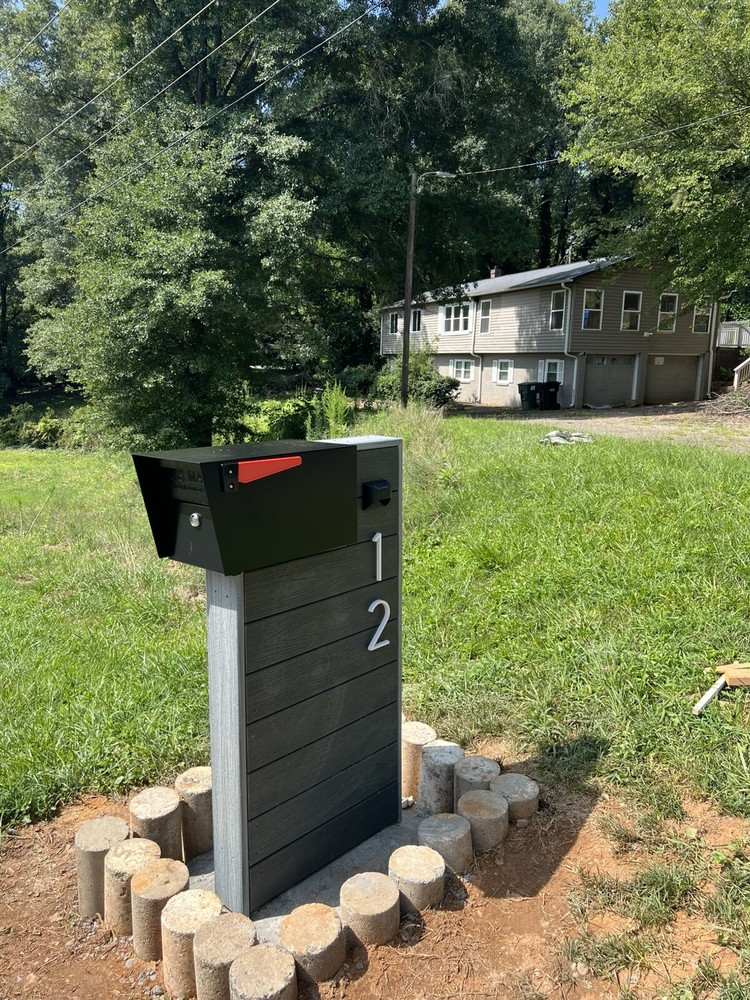 Mail Boss 7506 Mail Manager Curbside Locking Security Mailbox, Black,Large