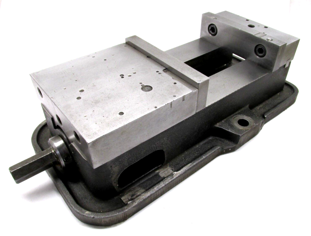 KURT ANGLOCK 6" MILLING MACHINE VISE w/ JAWS - #D60