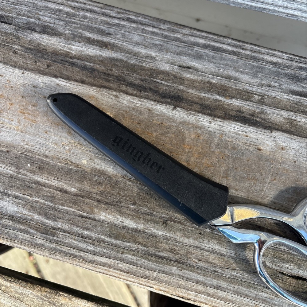 Gingher Dressmaker's Shears W Protective Sheath ~ Very Sharp