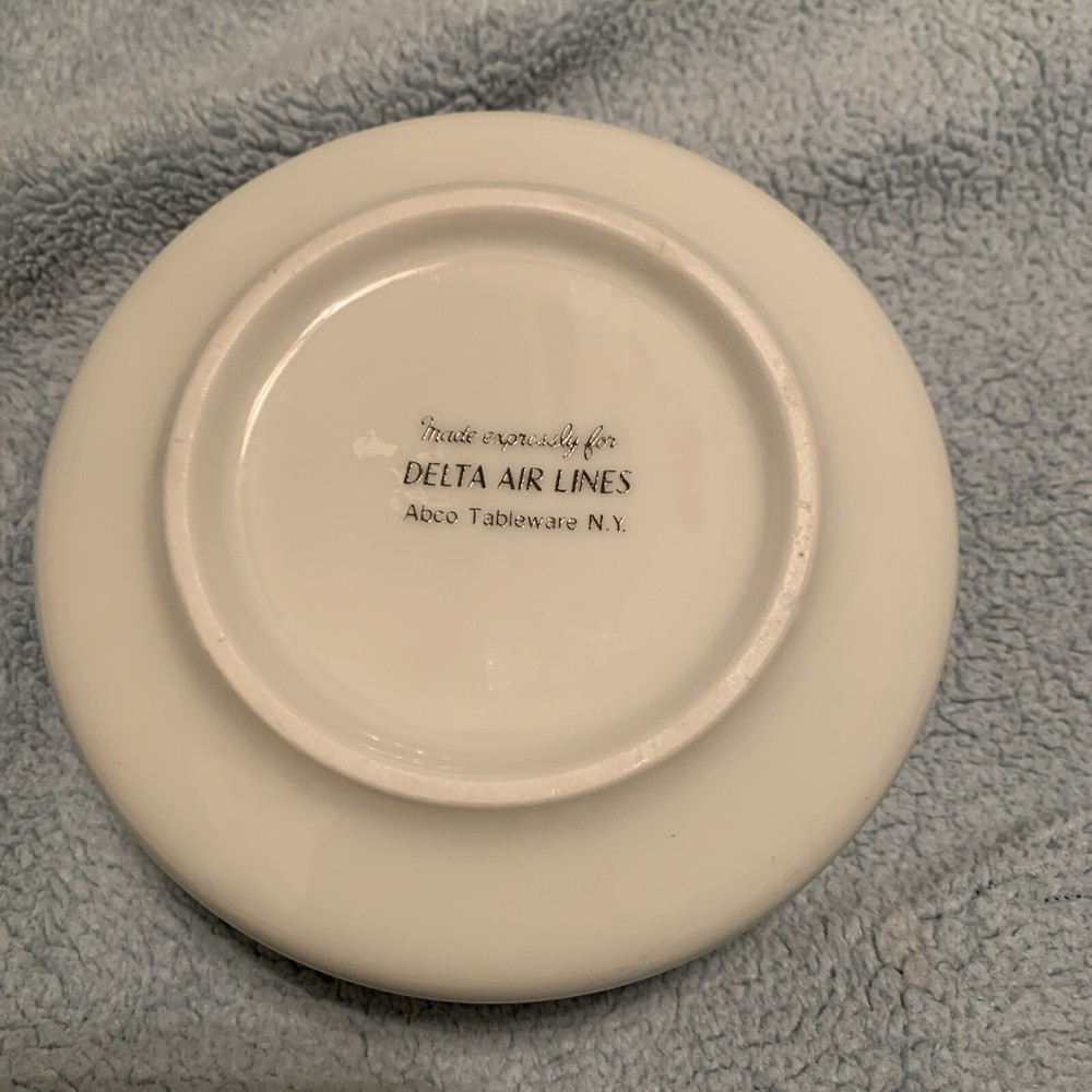Vintage Delta Airlines Bowl