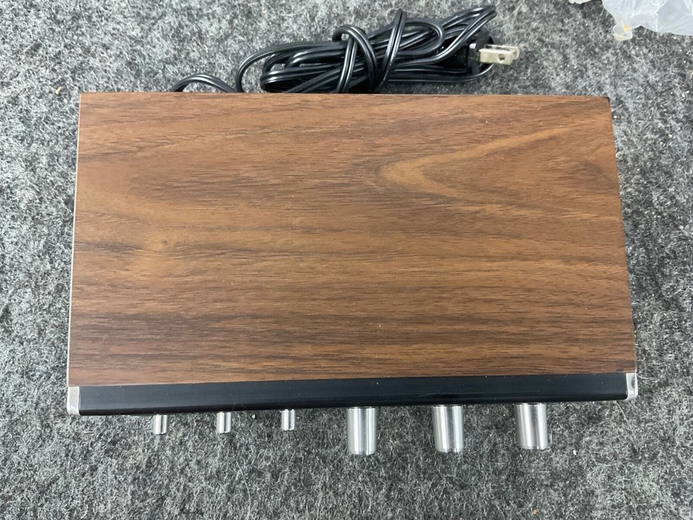 Realistic SA-10 Solid State Stereo Amplifier 31-1982B 120V AC