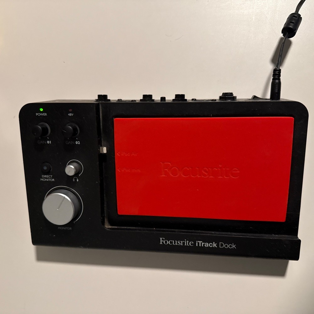 Focusrite iTrack Dock Portable Music Recording Studio Audio Interface For iPad!