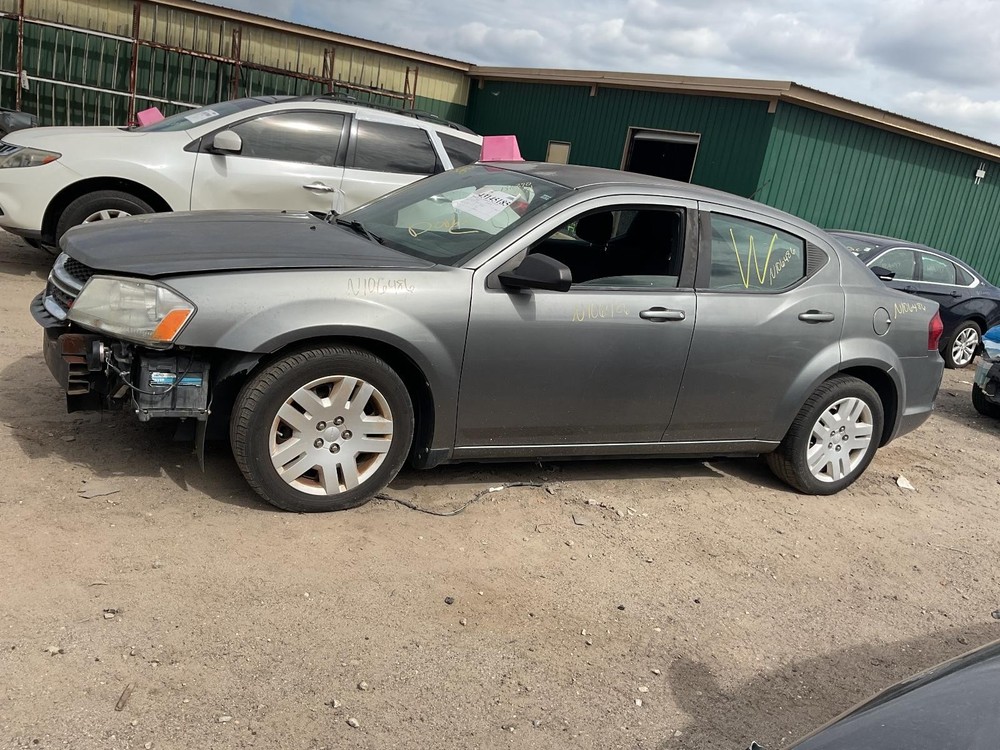 Used A/C Selector Switch fits: 2013 Dodge Avenger manual temperature control rea