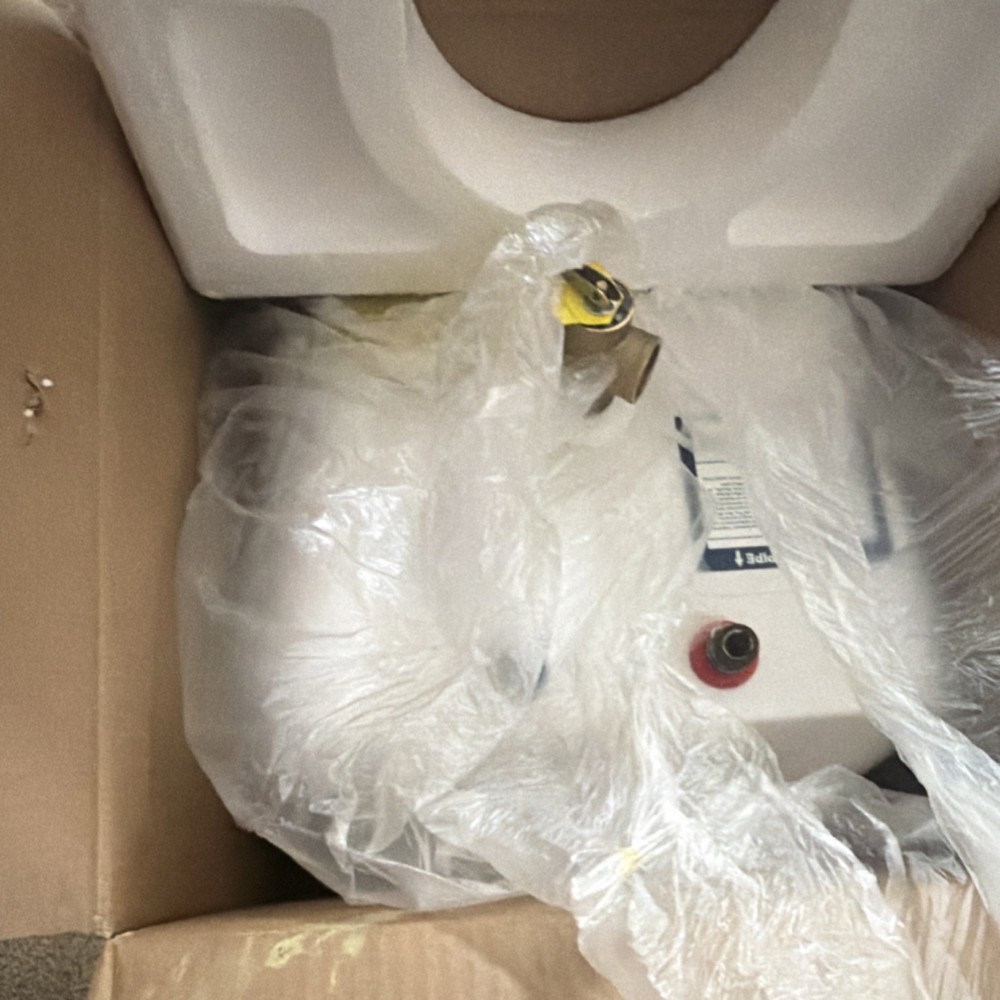 Bosch Mini-Tank ES4 Electric Compact 4 Gallon Storage Tank Water Heater