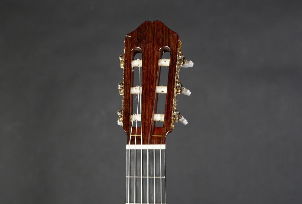 S. Yokoo No 15 Kohno Class Handmade Classical Guitar 1979
