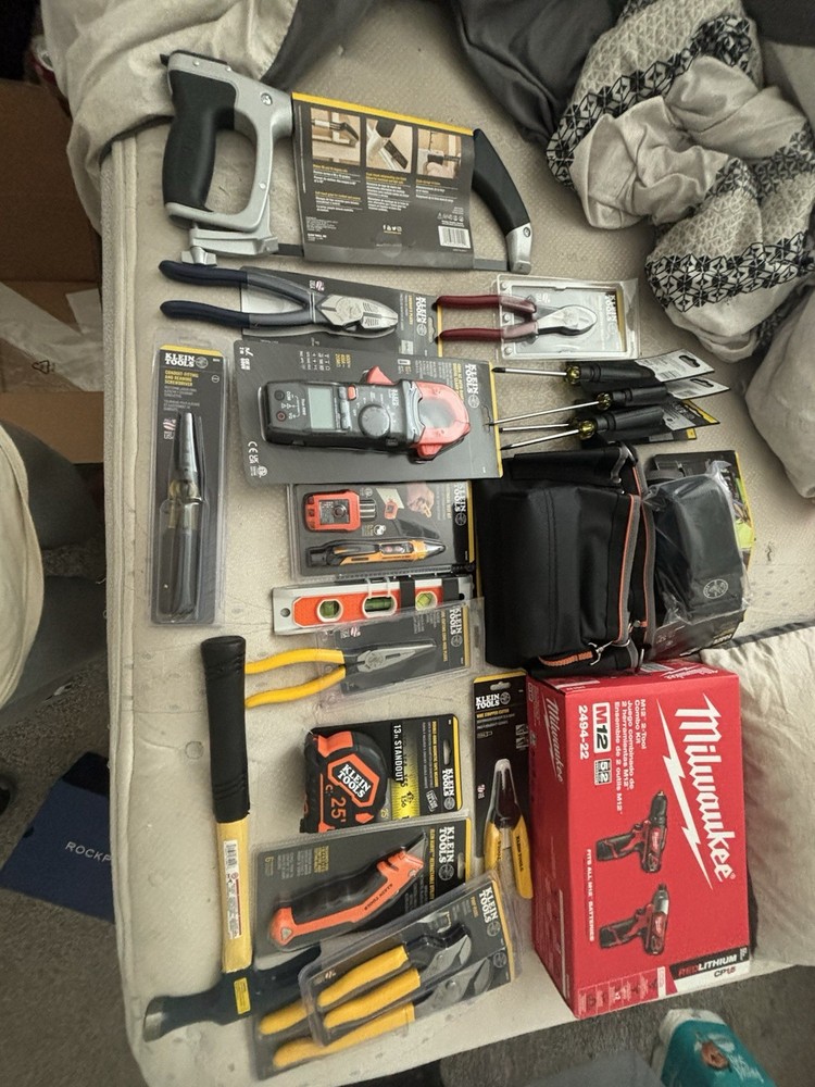 Electrician Tool Set