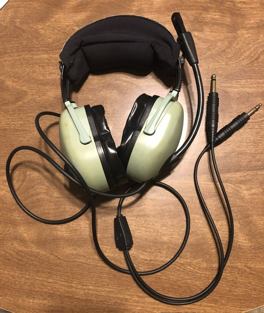 David Clark H20-10 Aviation Headset