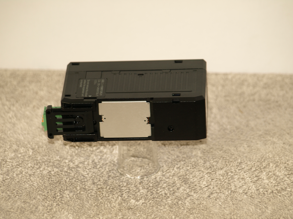 KEYENCE IV-HG10 Sensor Amplifier for Machine Vision System