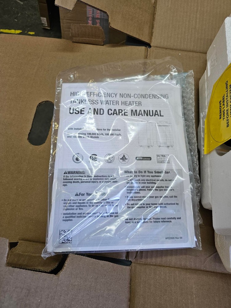 Rheem Natural Gas Indoor SMART Tankless Water Heater 9.5 GPM ECO200DVELN-3