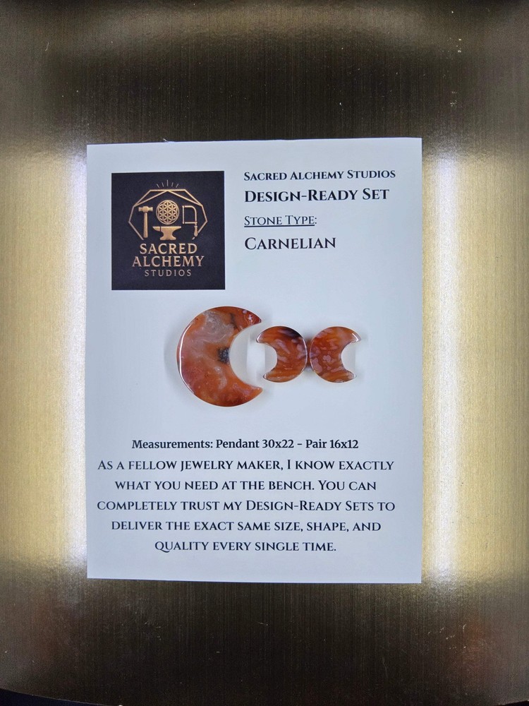 Crescent Moon - Carnelian - Design-Ready Set