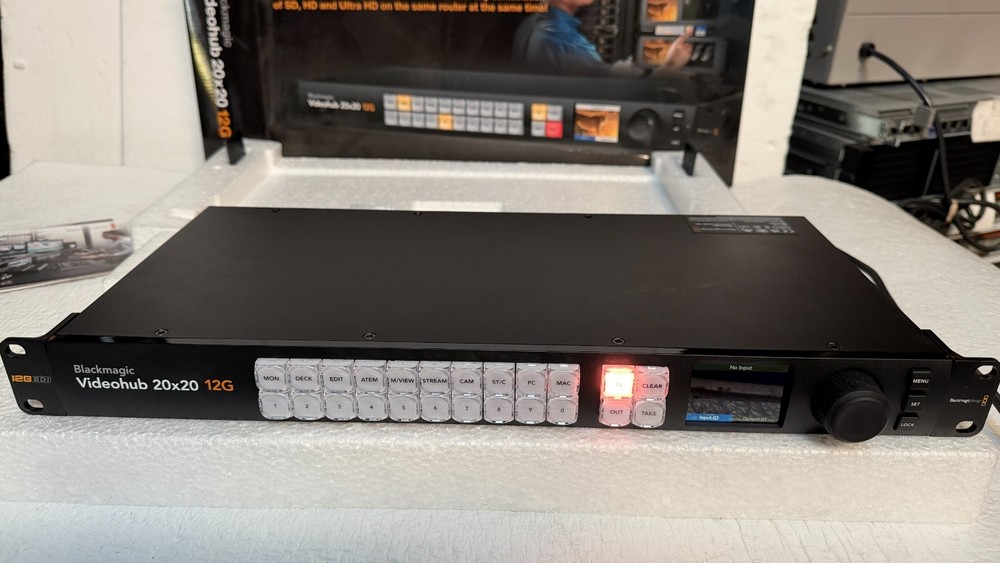 Blackmagic Design Videohub 20x20 12G