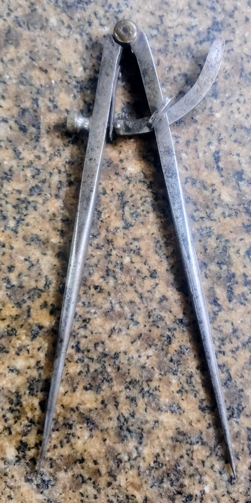🗽VINTAGE P.S. &W CO 8" DIVIDER