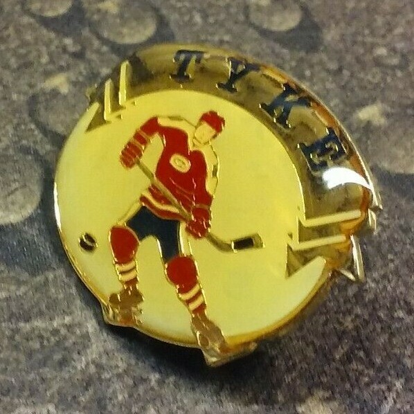TYKE hockey player pin badge