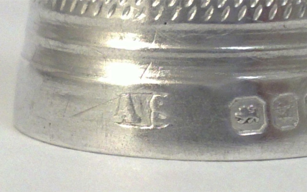 Victorian hallmarked Sterling Silver Thimble – 1887
