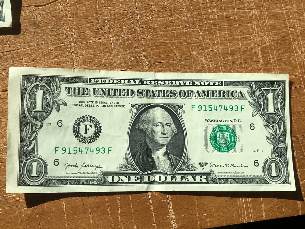 Off Center Error Misprint $1 Bill 2017A Severely Misaligned