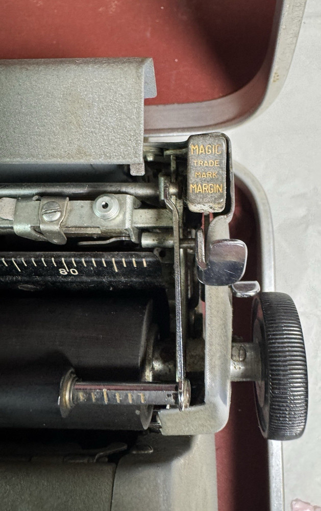 Antique 1952 Royal Arrow Typewriter Tested & Working