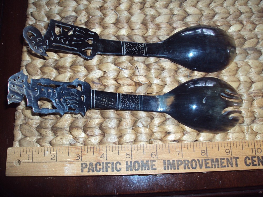 Vintage Tortoiseshell Serving pieces Fork Spoon Intricate Open Work Design