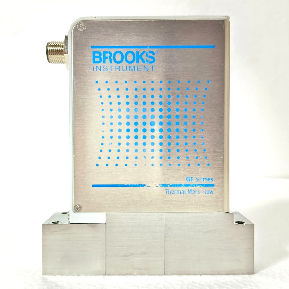 BROOKS GF125C MASS FLOW CONTROLLER O2 600SCCM