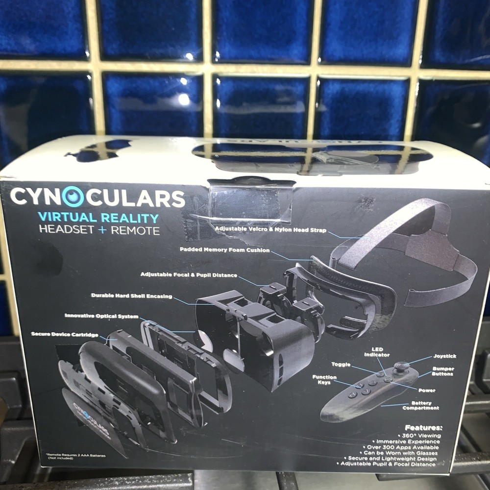Cynoculars Virtual Reality Headset and Wireless Remote