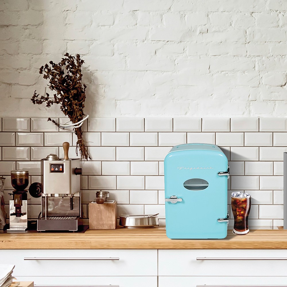 9-Can 48W Portable Retro Mini Refrigerator