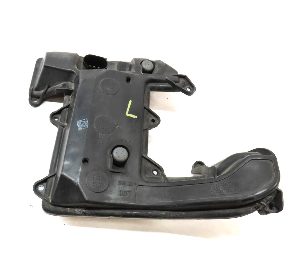 2009 PORSCHE CAYENNE (957) REAR LEFT DRIVER TAILLIGHT BULB SOCKET BOARD ASSEMBLY