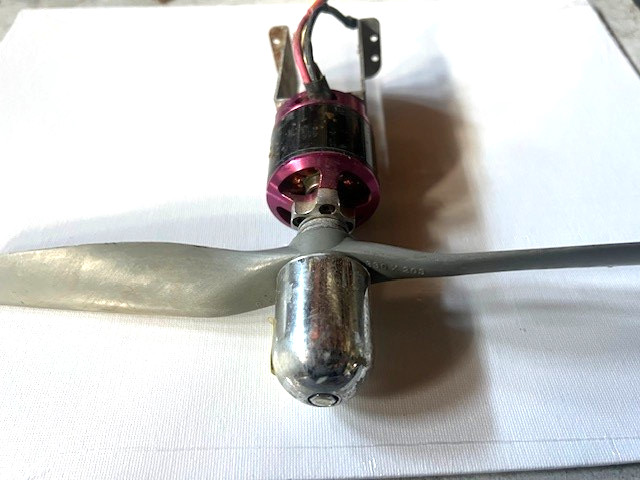 4250kv brushless motor with propeller