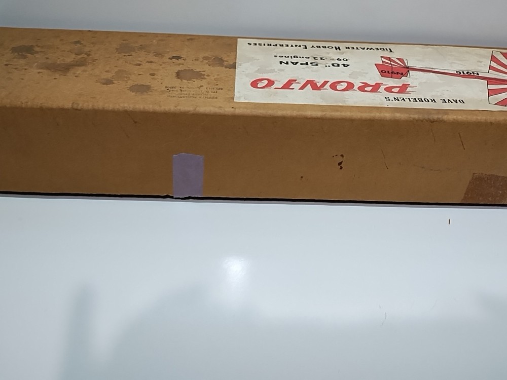 DAVE ROBELEN S PRONTO MODEL PLANE