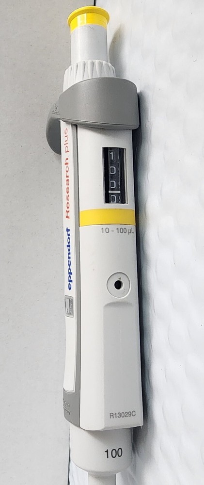 Eppendorf Research Plus Adjustable Volume, Single Channel Pipette, 10 - 100μL