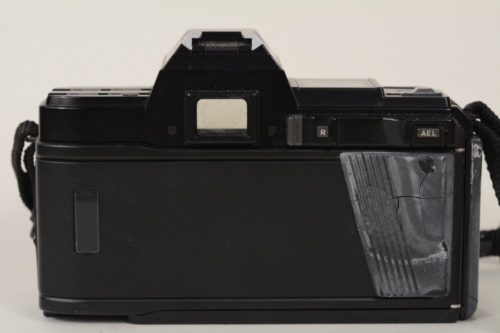 MINOLTA 7000 CAMERA AS IS FOR PARTS UNTESTED