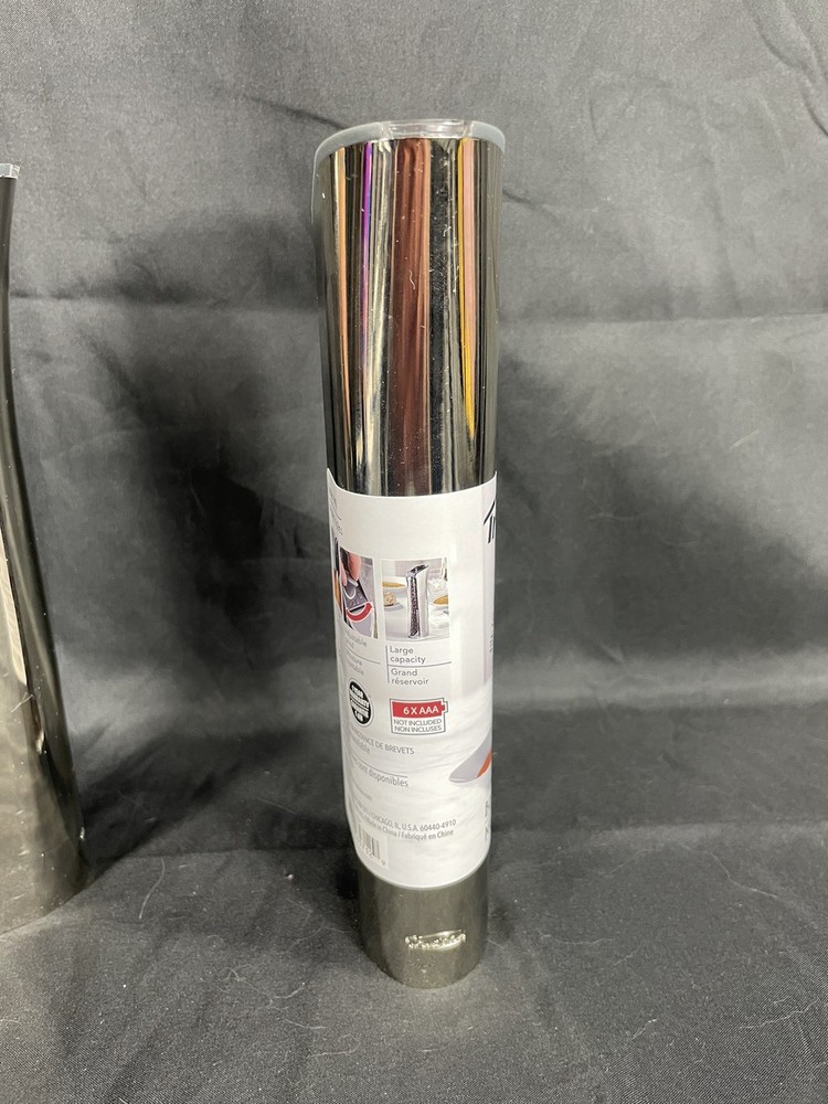 Trudeau Salt and Pepper Mill Battery Powered LED Light Grinder 2024