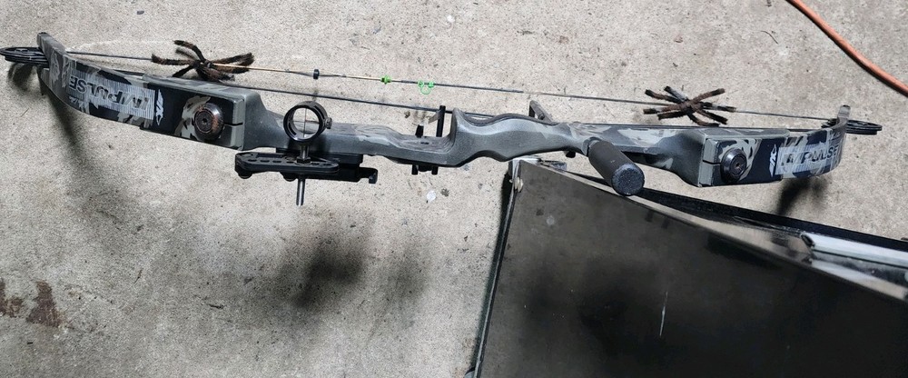 Myles Keller Impulse xi Compound Bow