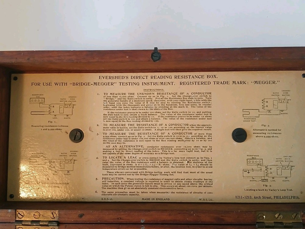 VINTAGE EVERSHEDS RESISTANCE BOX NICE!