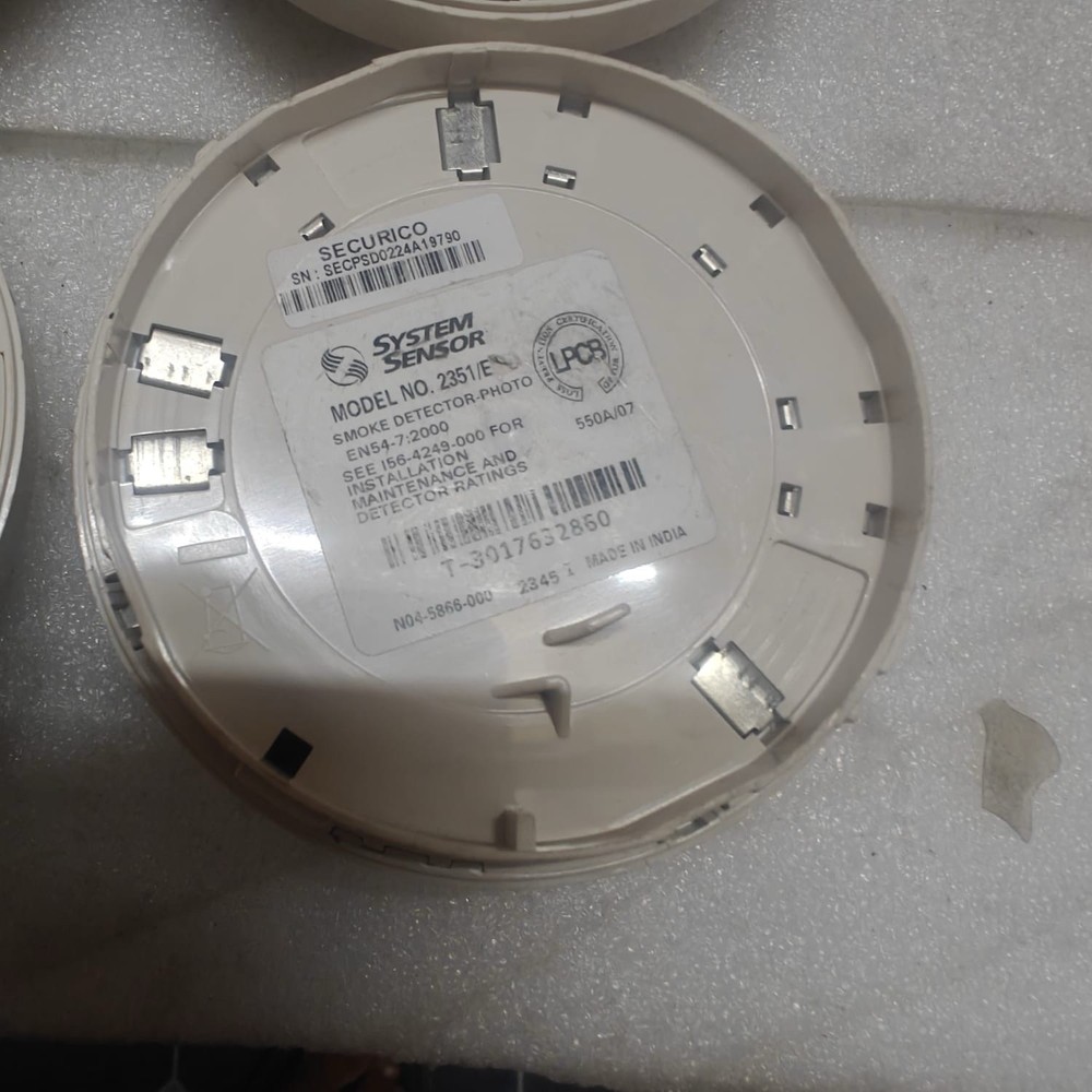 SYSTEM SENSOR SMOKE DETECTOR 2351/E