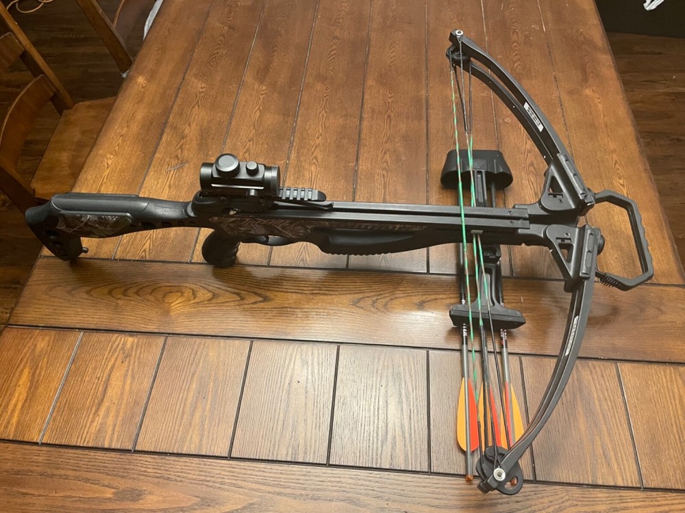 Barnett Jackal Crossbow with Allen Case