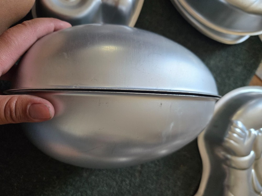 wilton vintage character cake pans