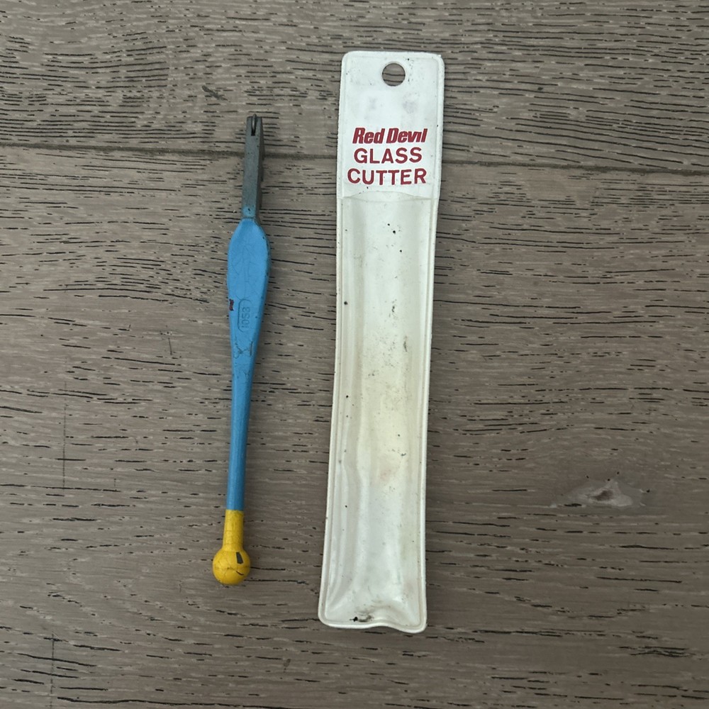 Red Devil 1053 Ball end Glass Cutter With Pouch