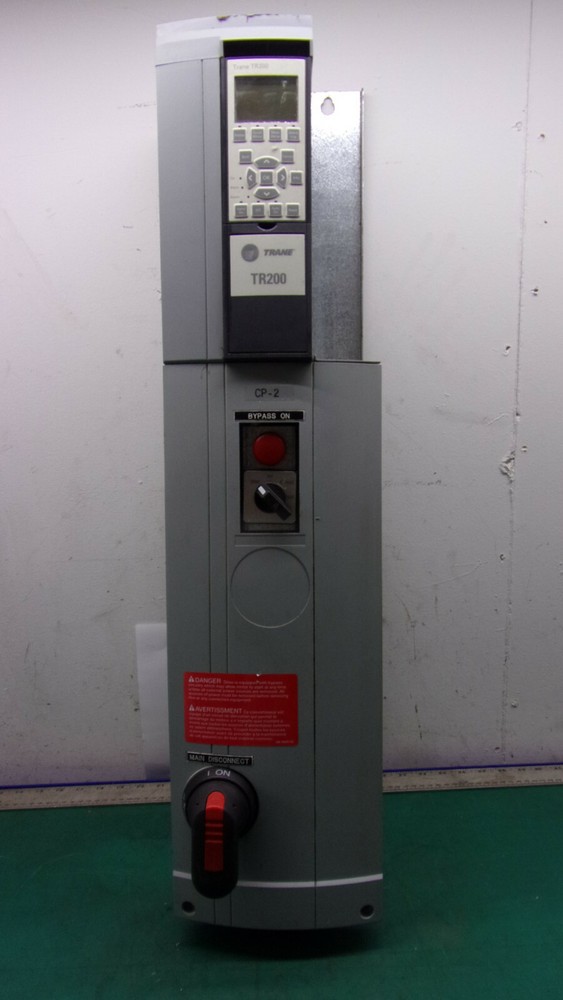 TRANE INDUSTRIAL CONTROL PANEL 174Z4574 WITH TR200