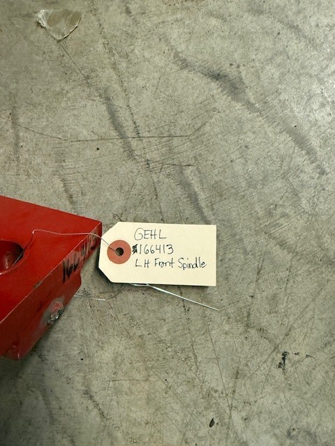 GEHL FORAGE WAGON LH FRONT SPINDLE