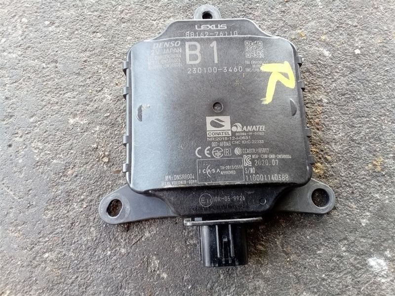 UX200 2020 Camera/Projector 318286