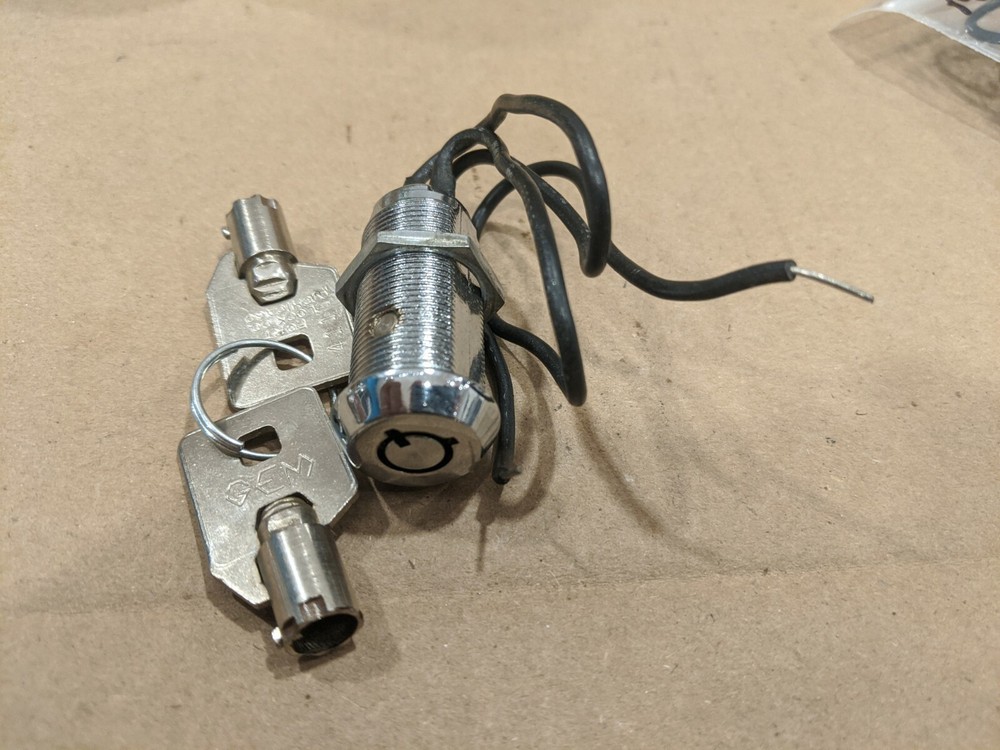 Fort Key Switch Maintained W/ Leads