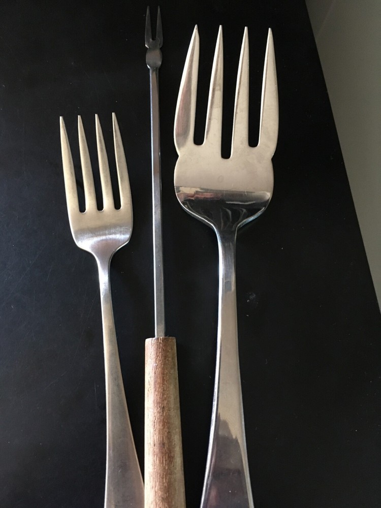 Lot of 11 Assorted Table Forks - Pre-owned