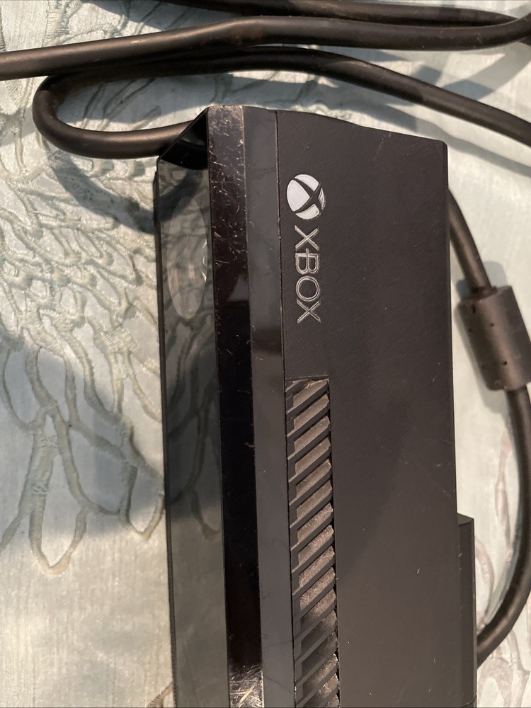 Microsoft Xbox One Kinect Wired Motion Sensor Black Model 1520 OEM