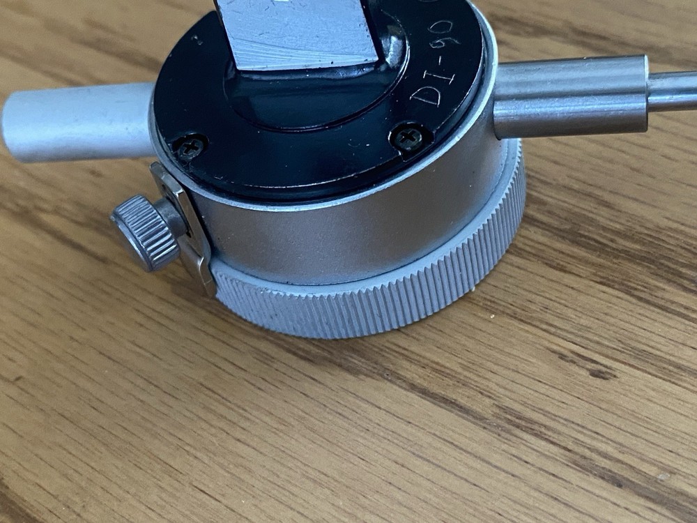Mitutoyo 1044 Dial Indicator
