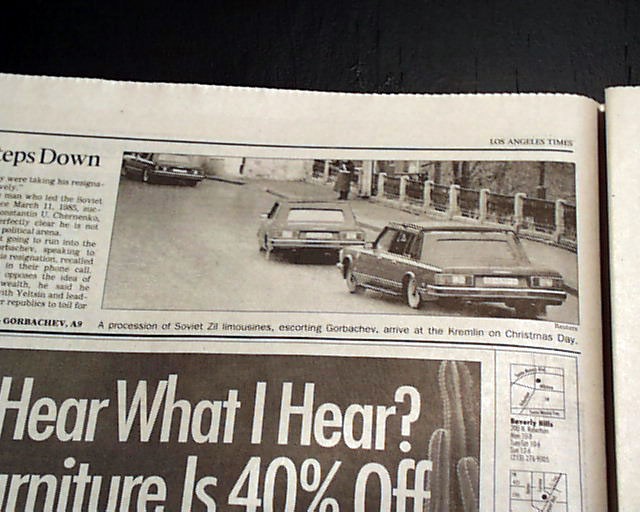 COLD WAR ENDS Soviet Union & Mikhail Gorbachev CCCP Termination 1991 Newspaper