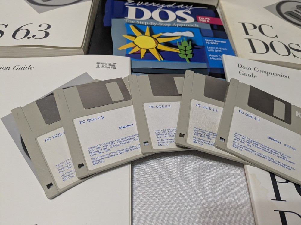 IBM PC DOS 6.3 VINTAGE SOFTWARE 3.5" DISKS SET MANUALS