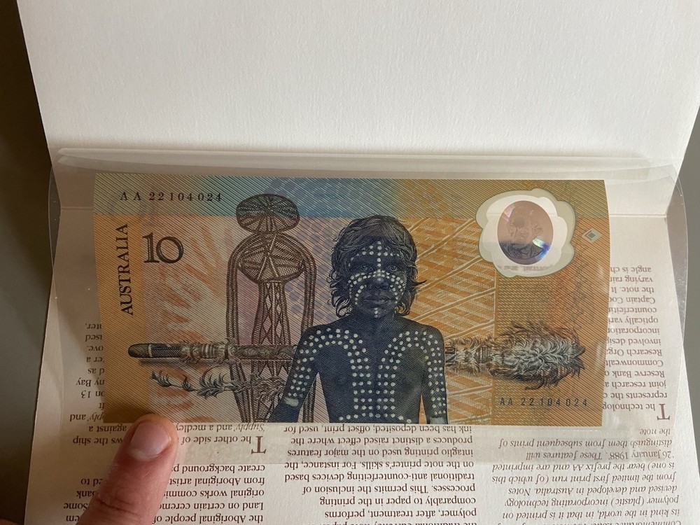 Australian Bicentennial 1988 Commemorative $10 Polymer Note w Low AA Serial Num.