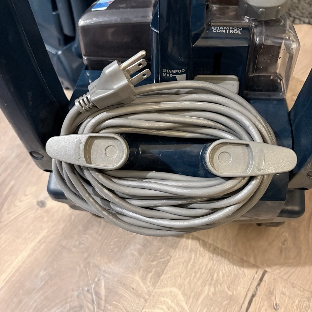 Carpet Cleaner EUREKA ATLANTIS Deep Stream Extractor Teal Compact Model 2591A