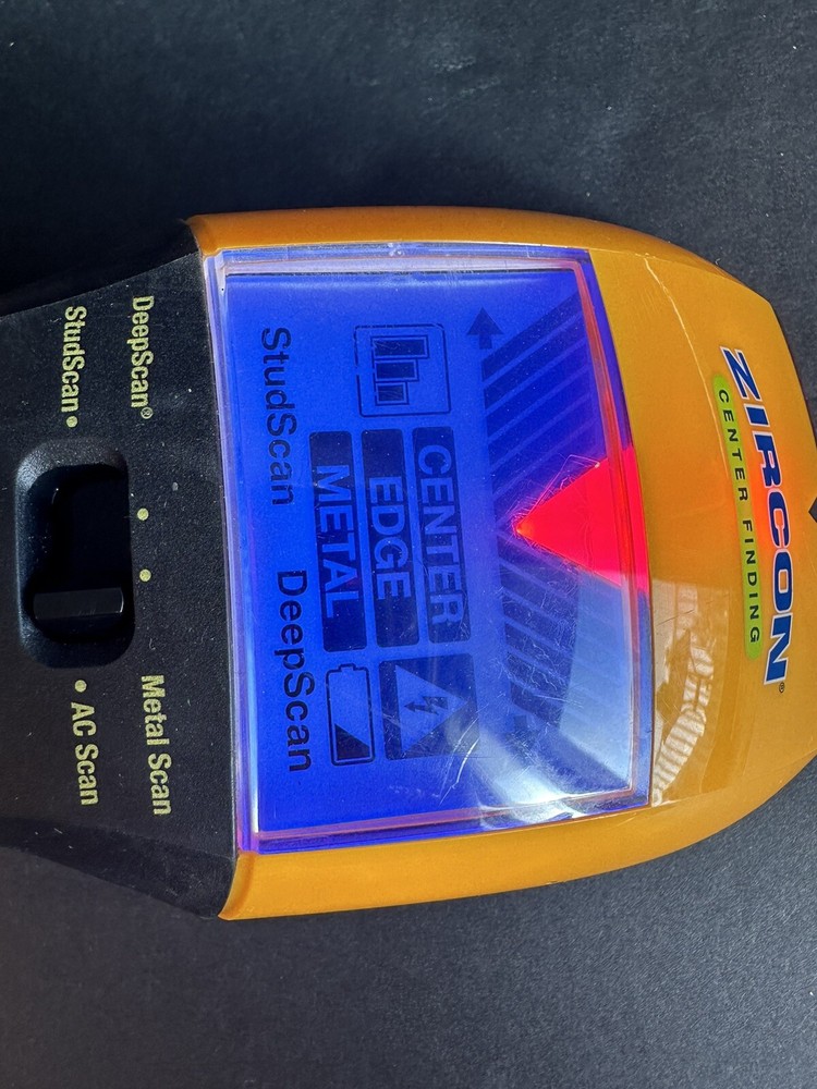 Zircon Center Finding Multi Scanner #5