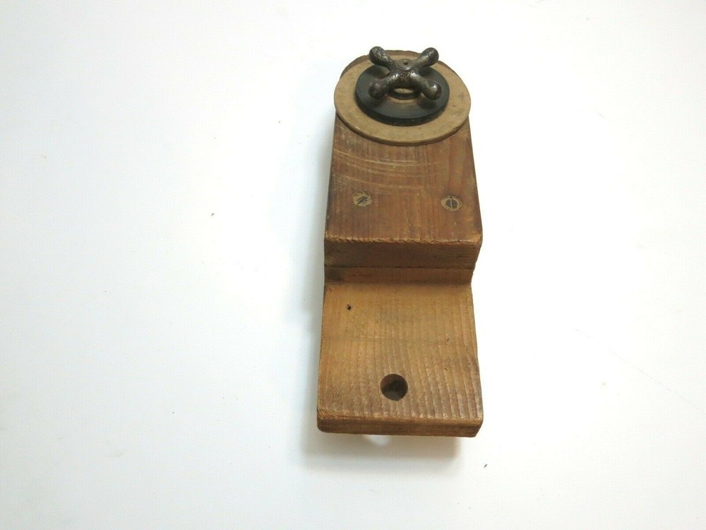 VINTAGE PRIMITIVE ALL WOOD WITH CAST IRON HANDLE SAW BLADE SHARPENER